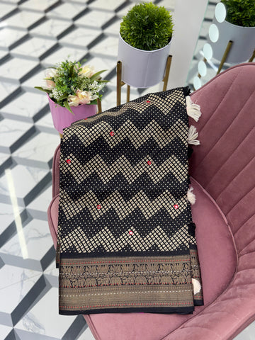 Black  Bandhini Printed Saree