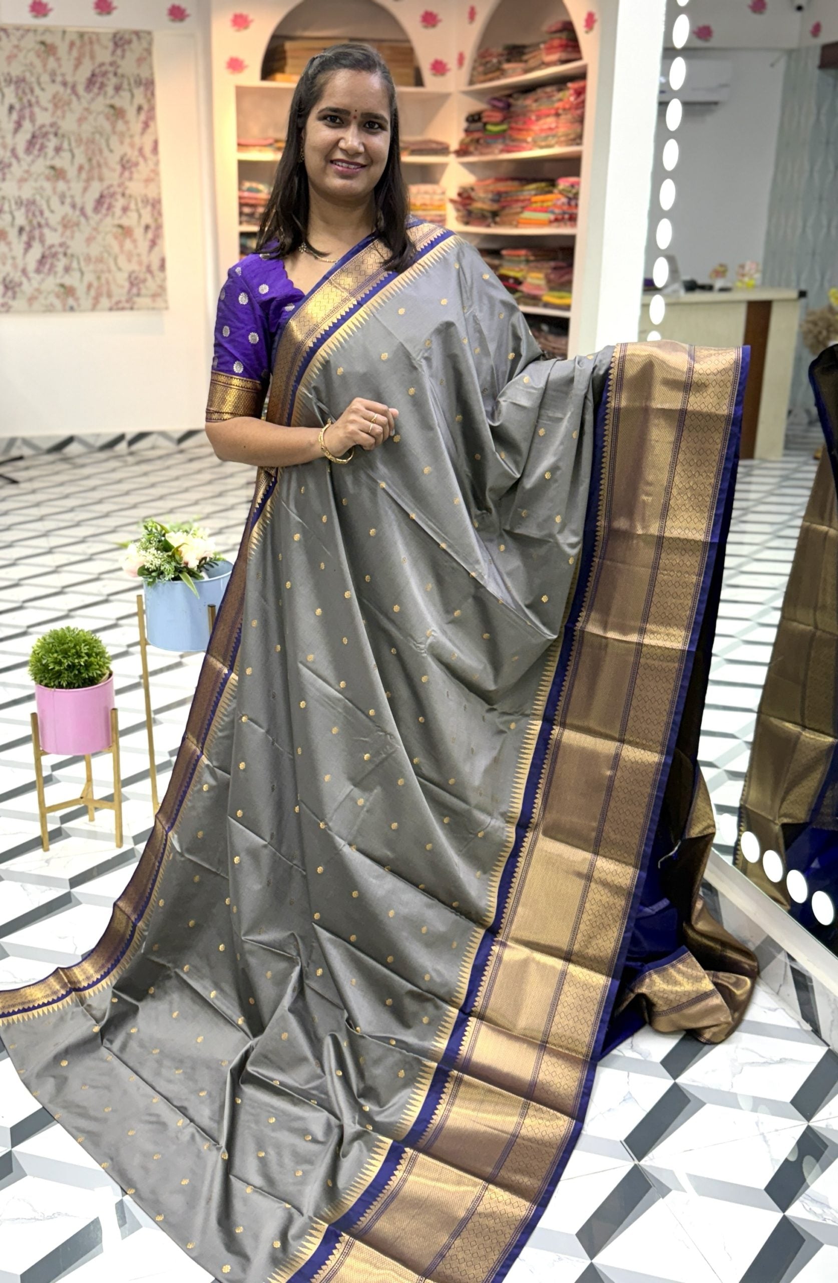 Grey Semi Gadwal Saree