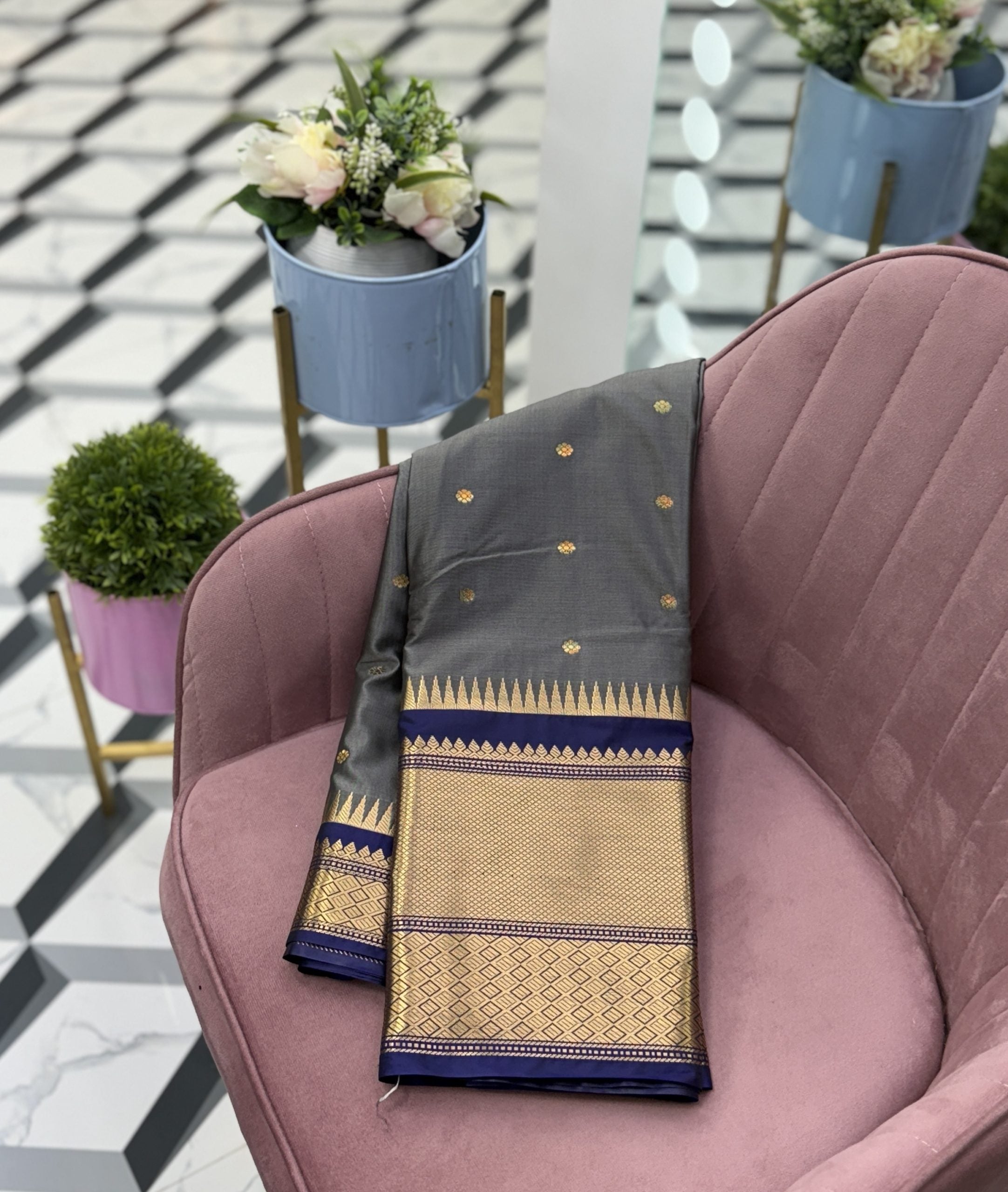 Grey Semi Gadwal Saree
