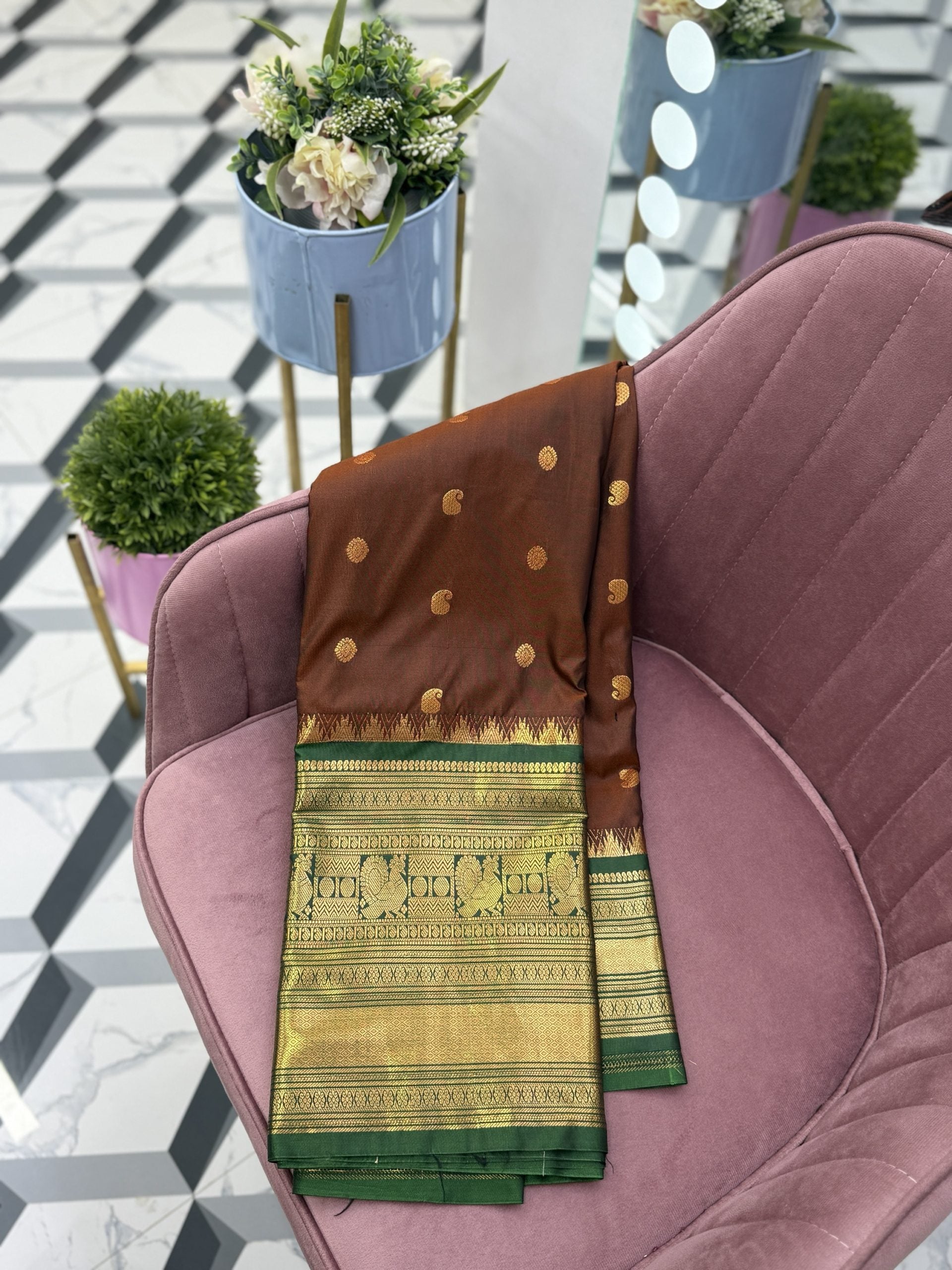 Chocolate Brown Semi Gadwal
