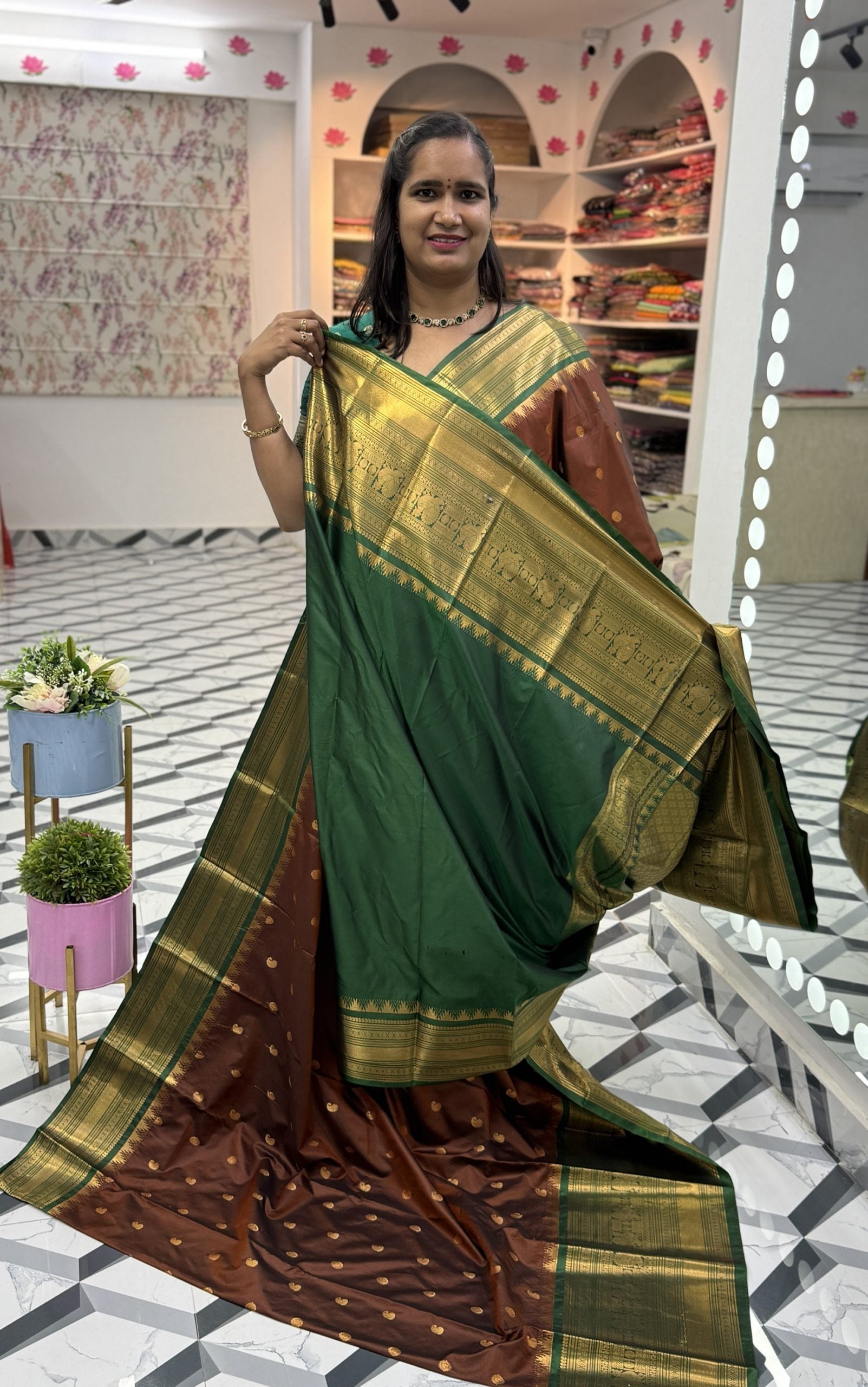 Chocolate Brown Semi Gadwal