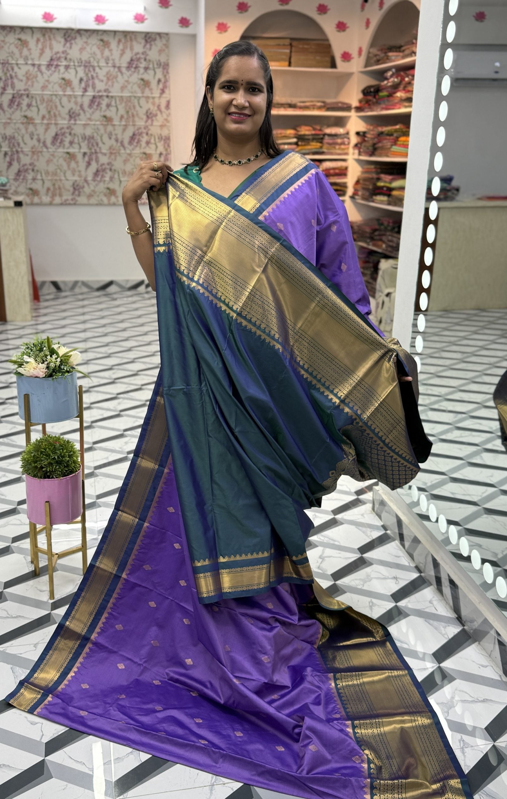 Lavender Semi Gadwal