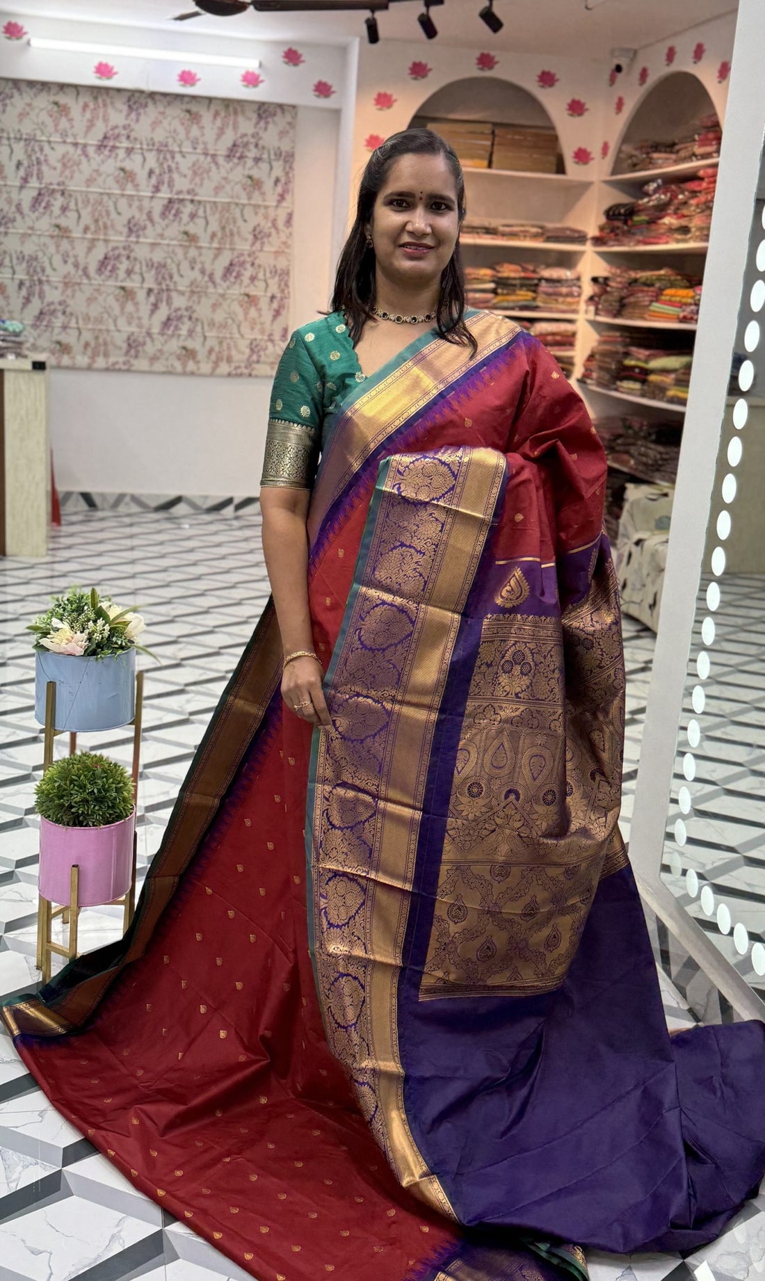 Maroon Semi Gadwal