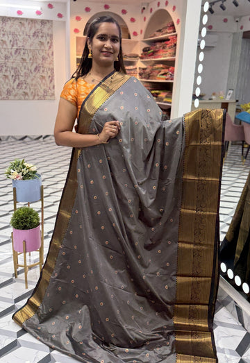 Grey Black Semi Gadwal