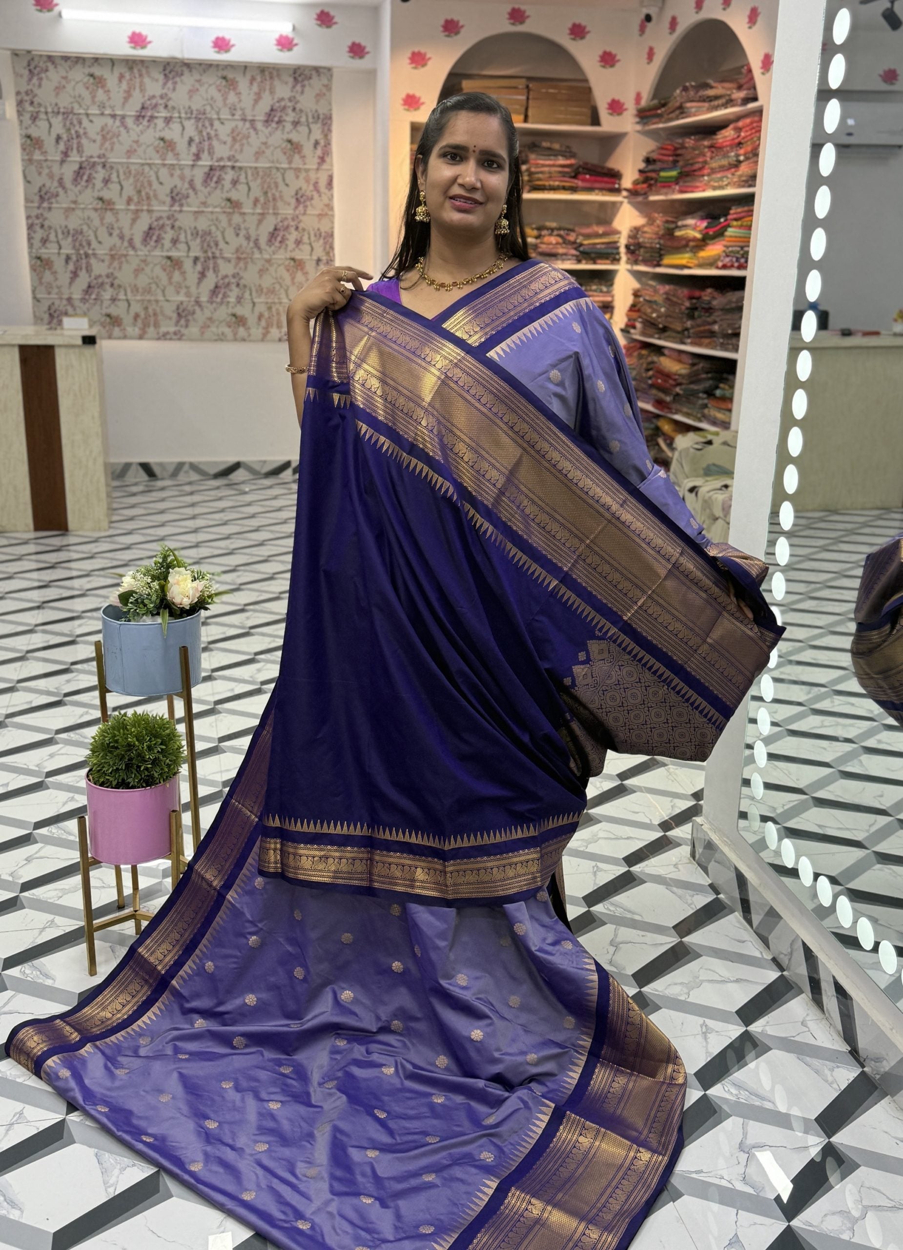 Lavender Blue Semi Gadwal