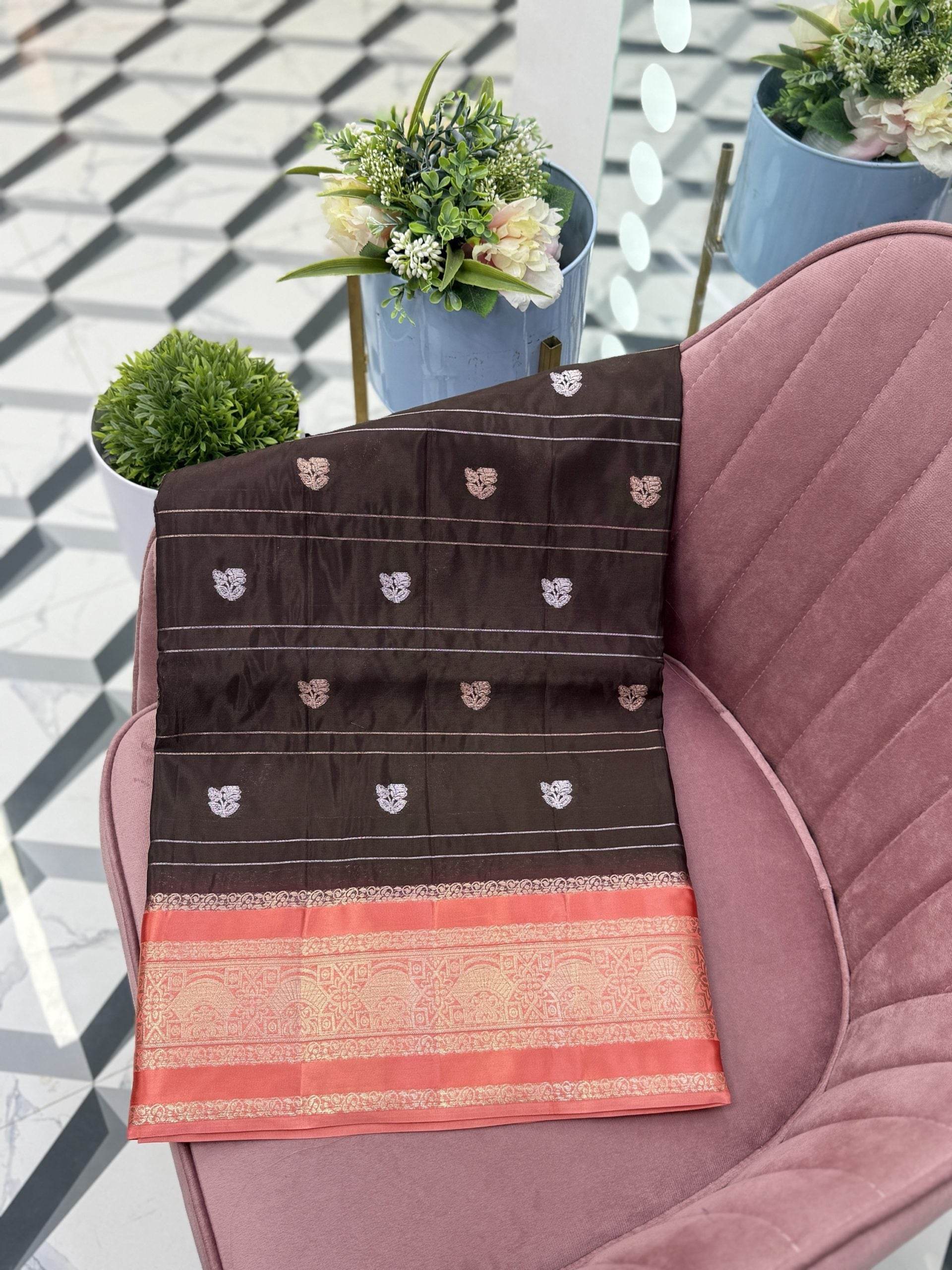 Animisha Brown Viscose Crepe Saree