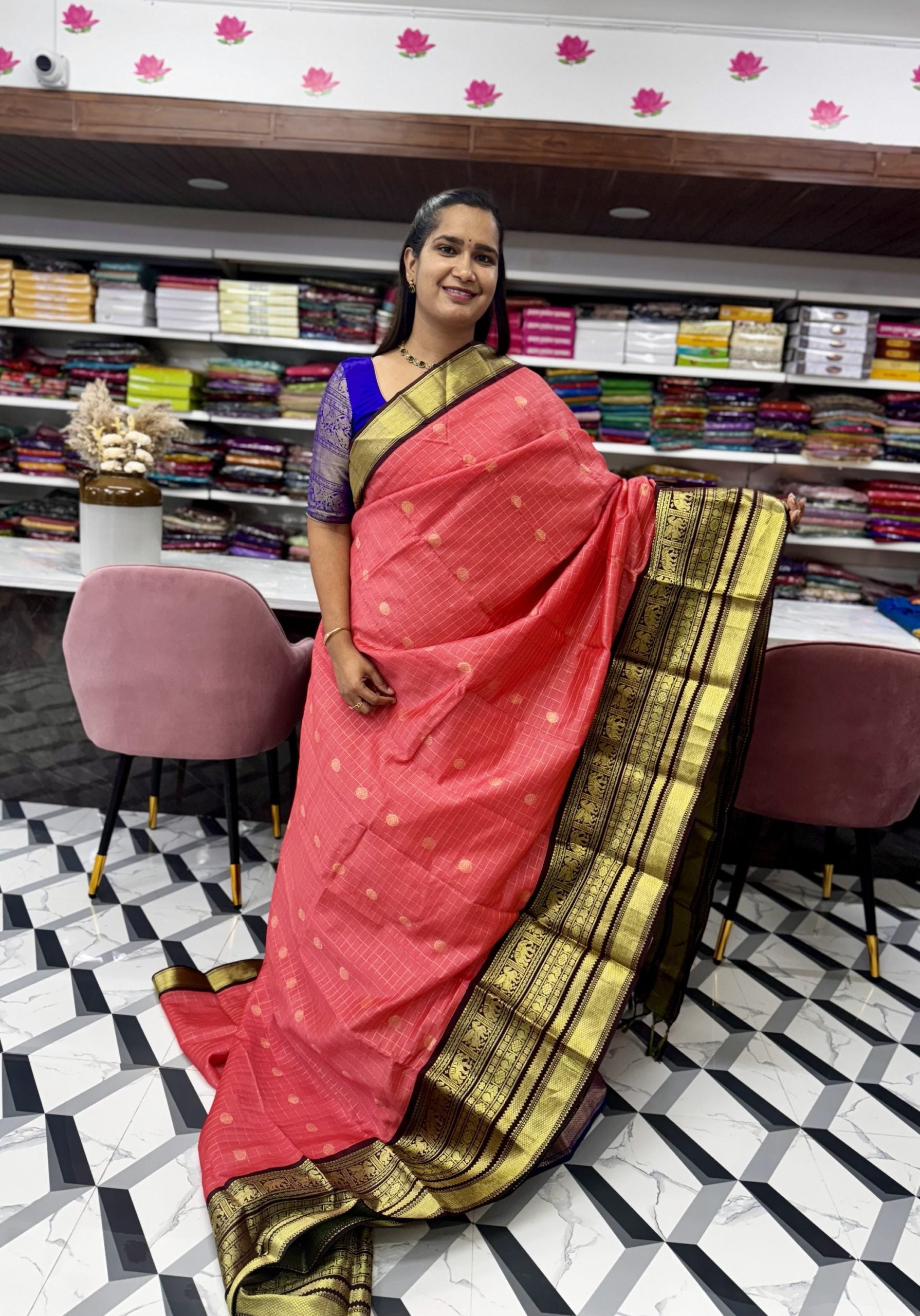 Red Mangalagiri Saree