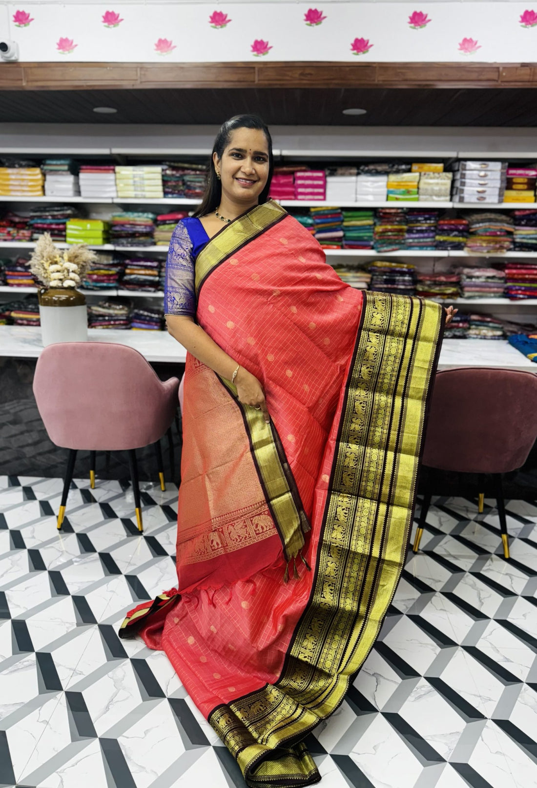 Red Mangalagiri Saree