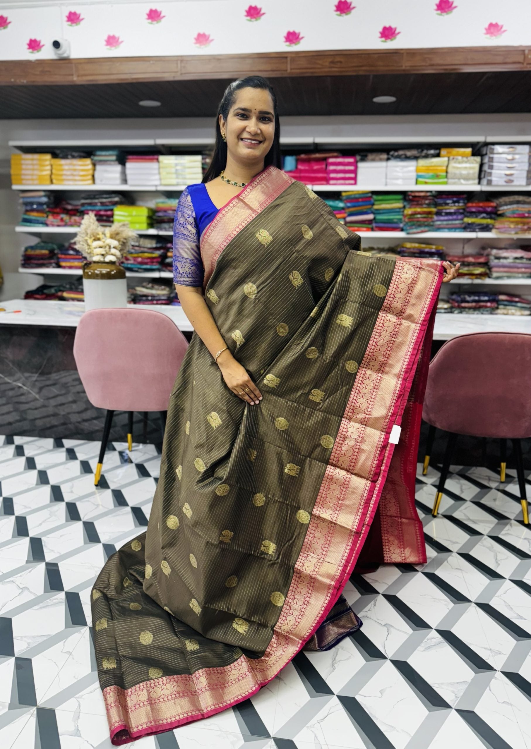 Grey Mangalagiri Saree