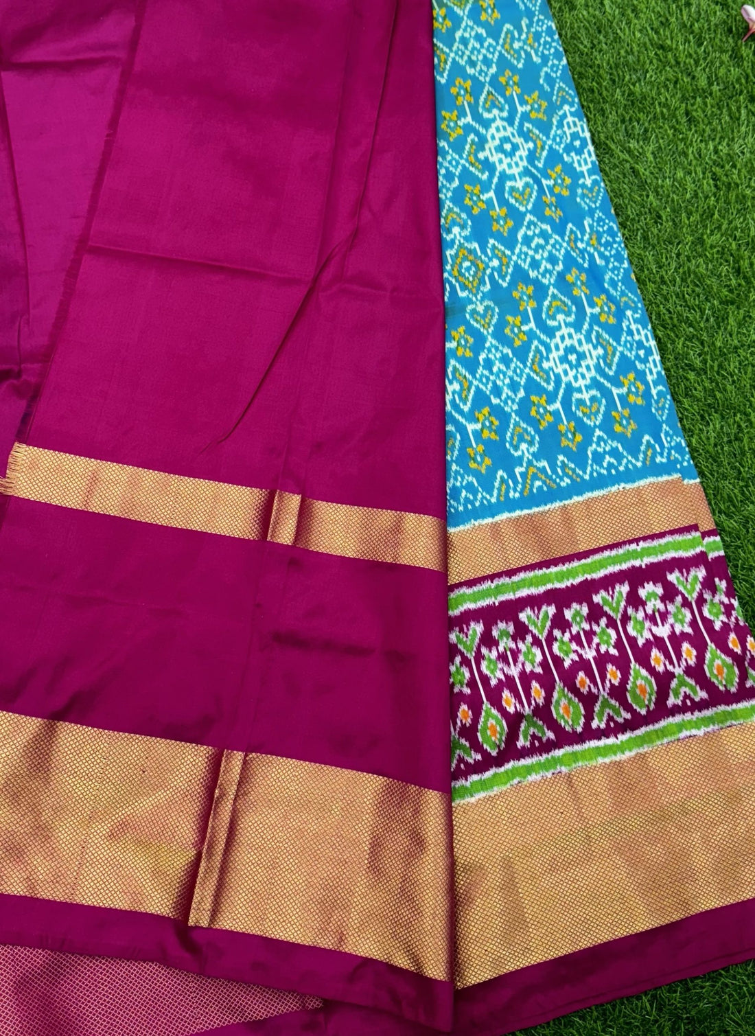 Sea green Pure Handloom Ikkat Patola Saree