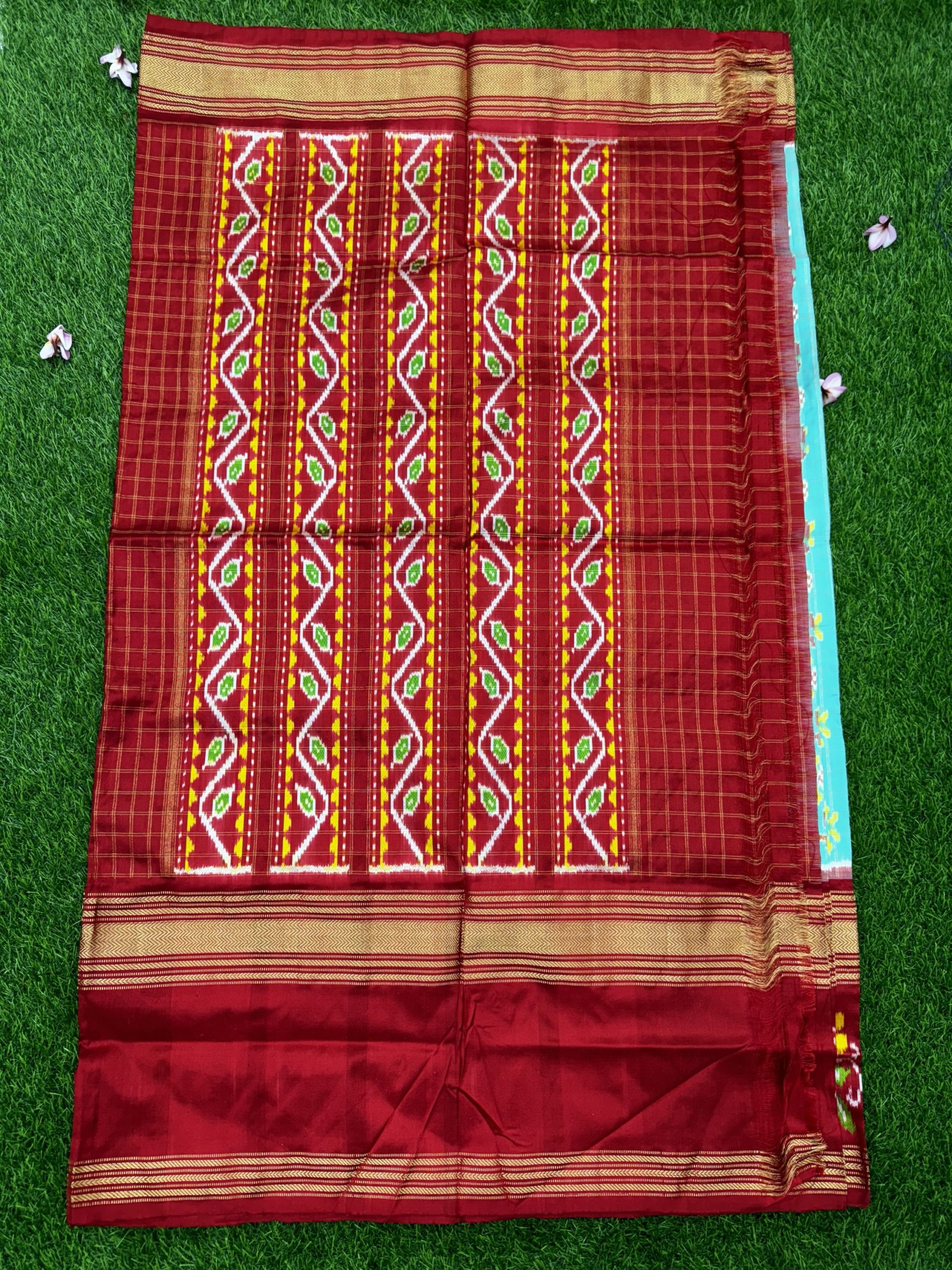 Sea green Pure Handloom Ikkat Patola Saree