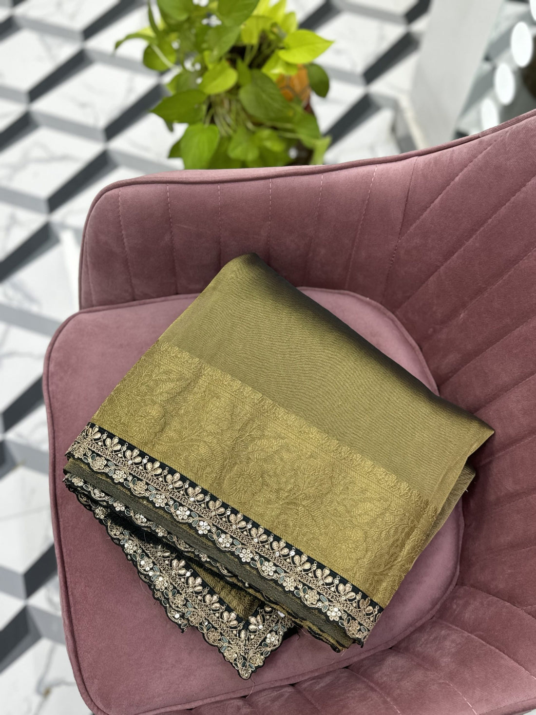 Jahnvi Kapoor Green Tissue Saree