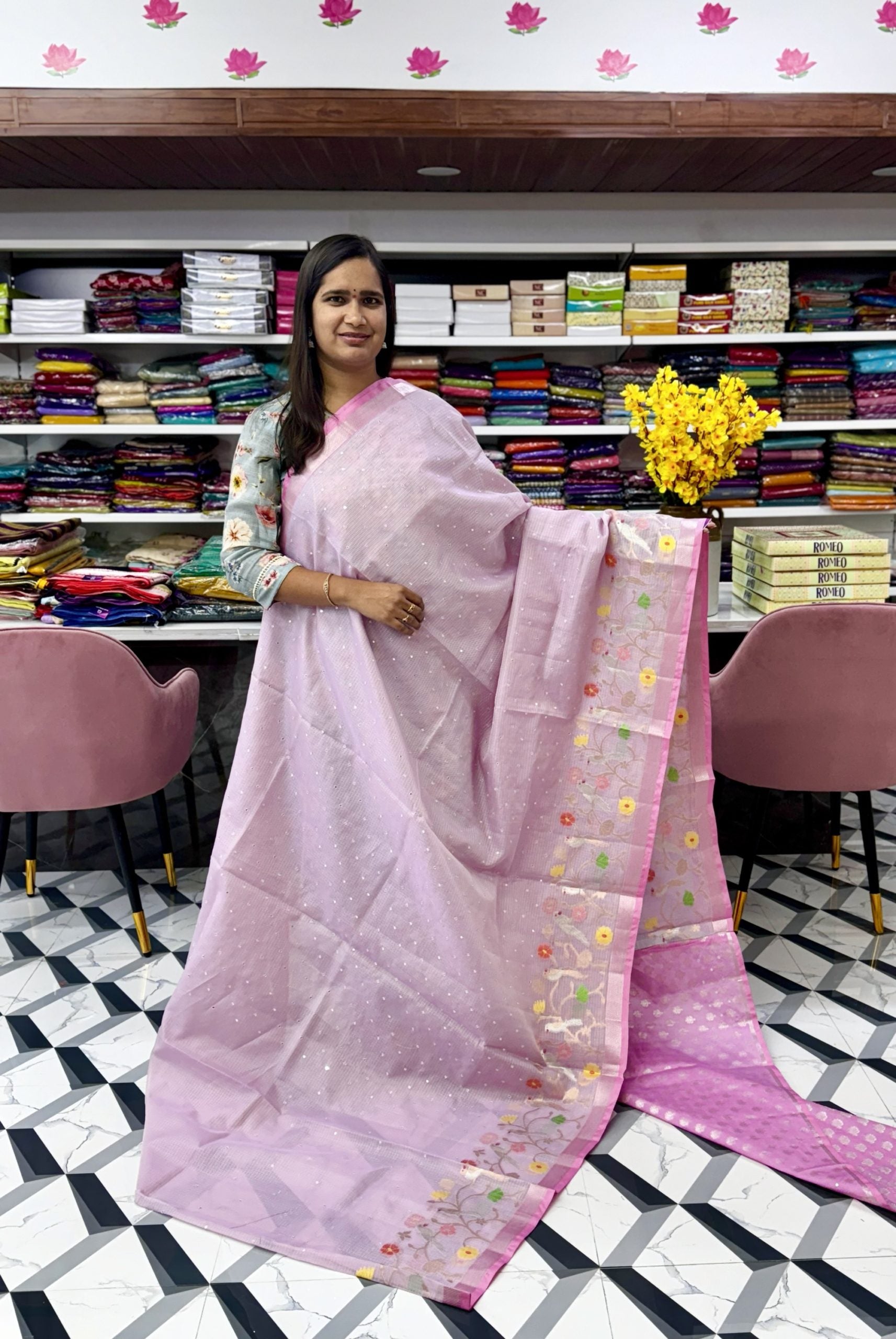 Lilac Kota Pythani