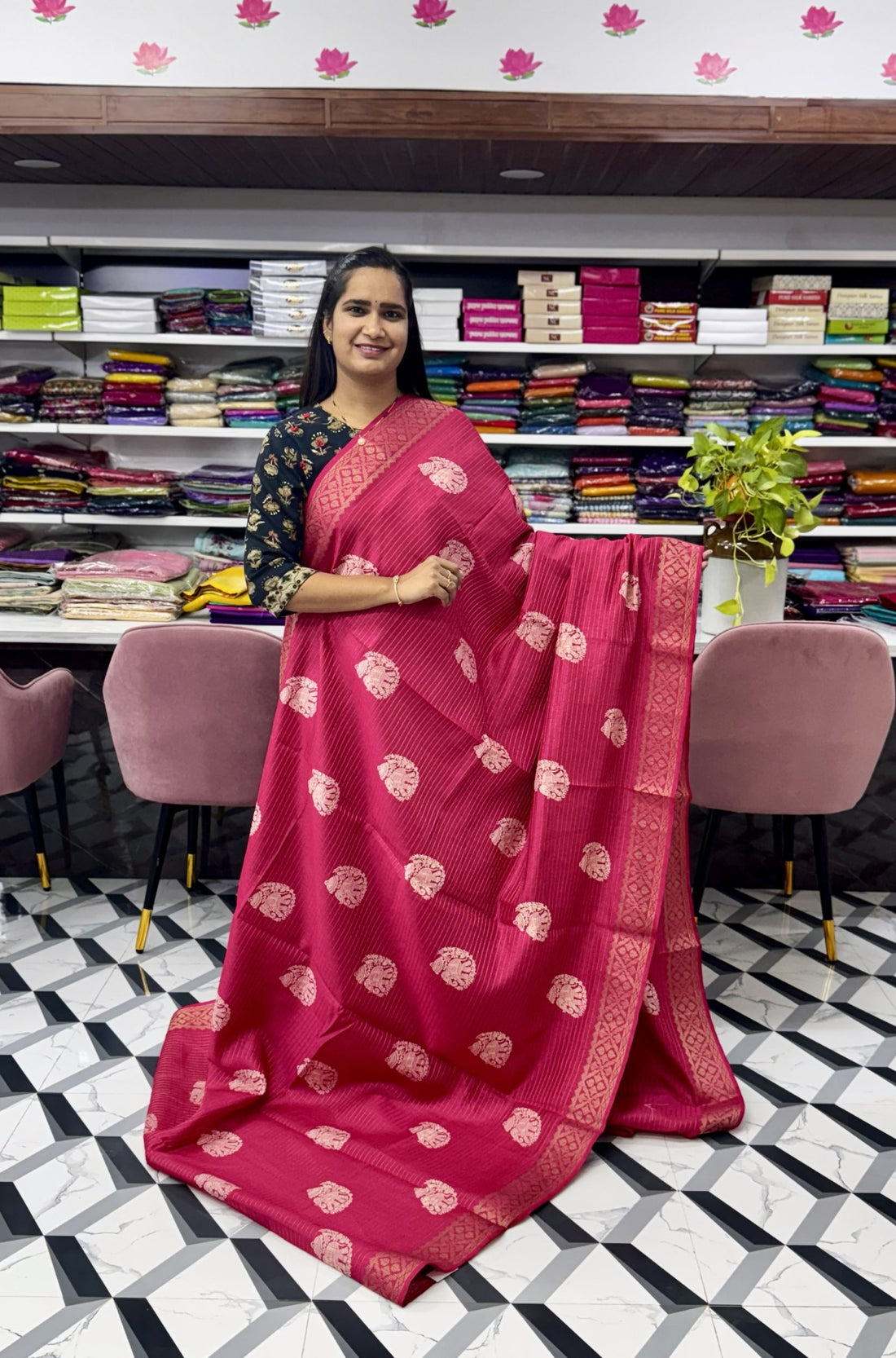 Dark Pink Elephant Dola Silk Saree