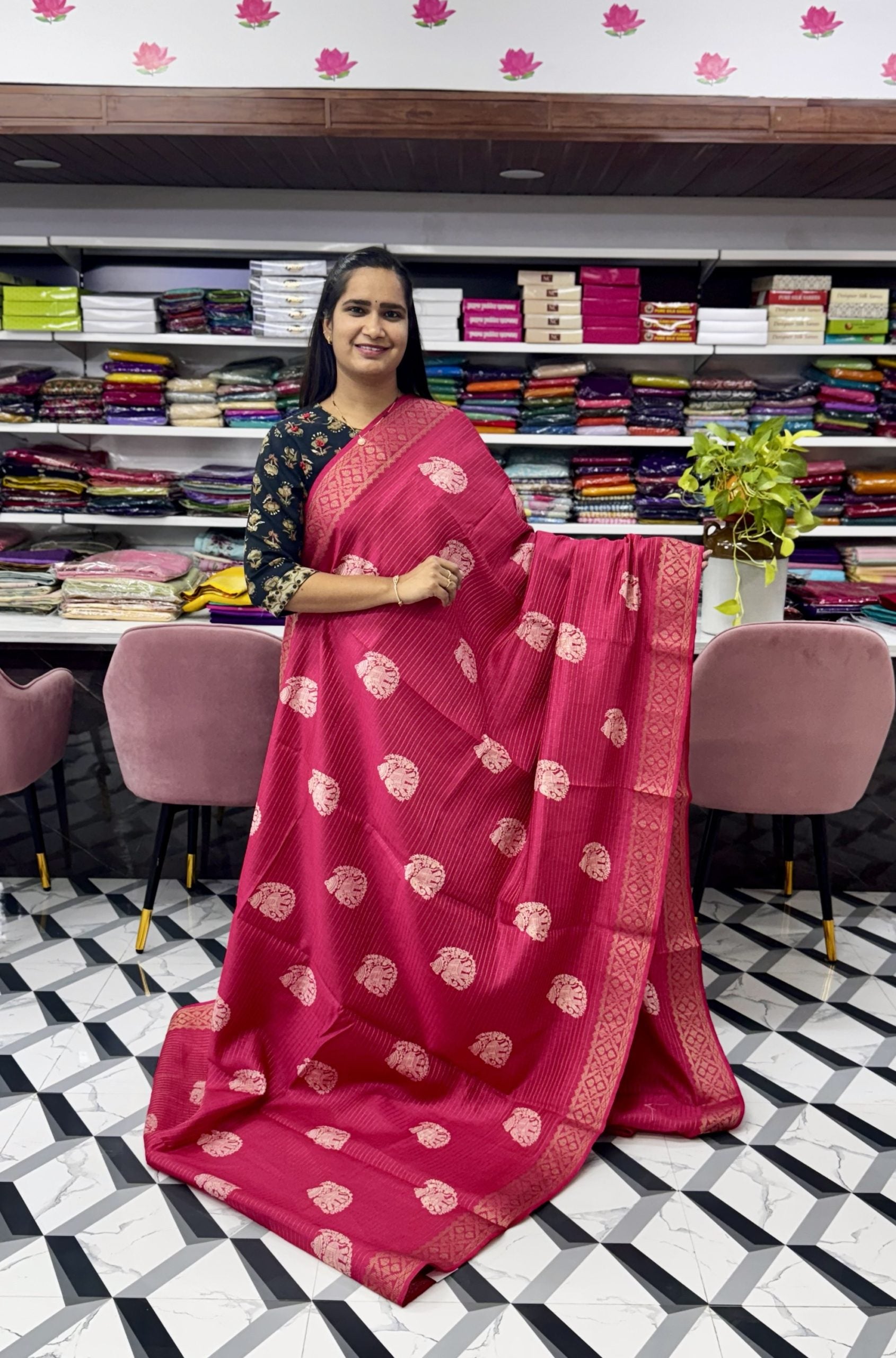 Dark Pink Elephant Dola Silk Saree