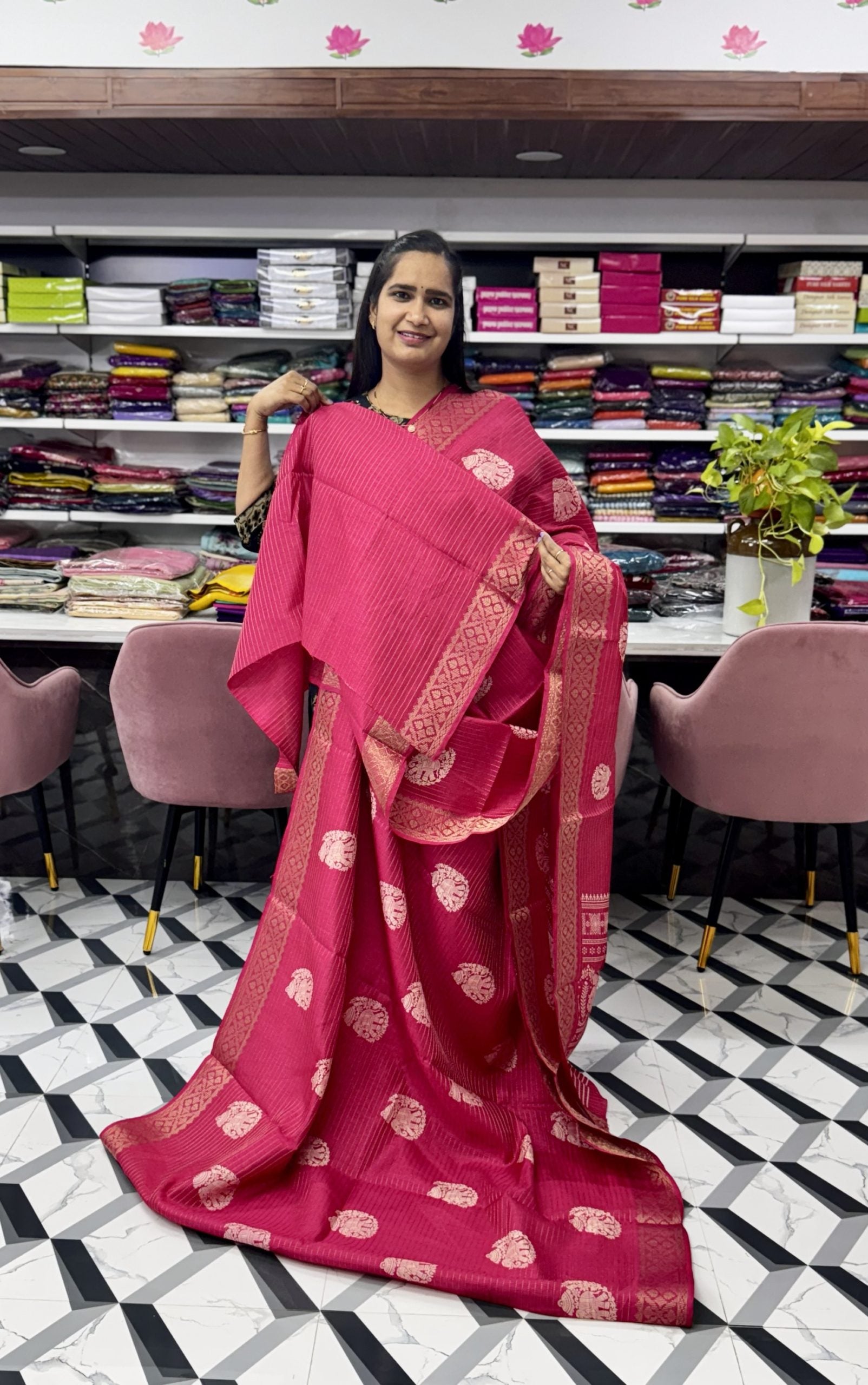 Dark Pink Elephant Dola Silk Saree